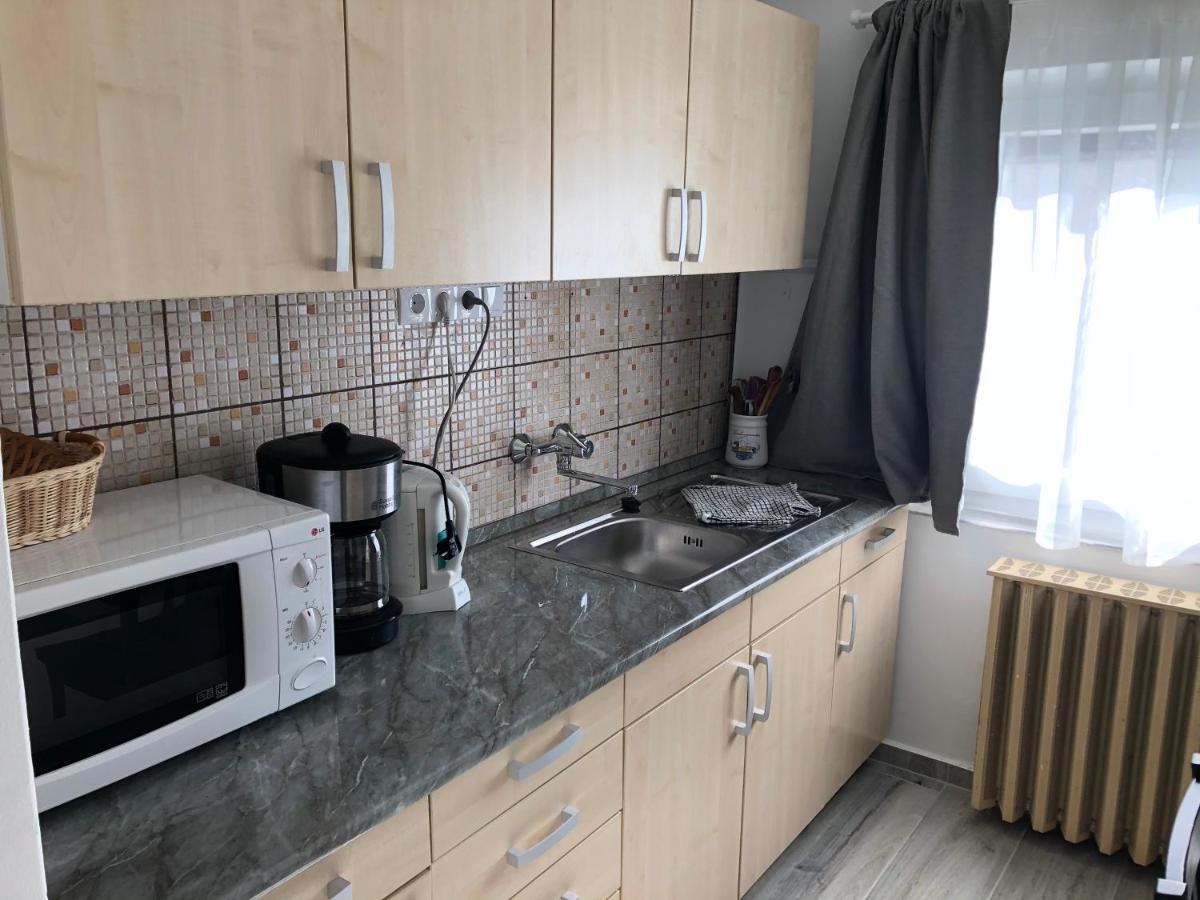Leander Apartman Балатонакали Экстерьер фото